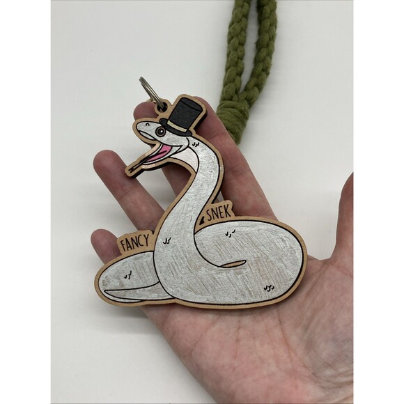 Handmade Green Macrame Lanyard Keychain Fancy Snek Snake Kitschy Cool - Picture 4 of 10